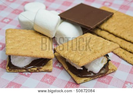 Yummy Smores