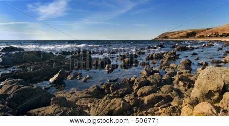 Skaliste wybrzeże Panorama