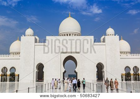 Abu Dhabi Sheikh Zayed White Mosque