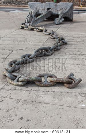 anchor  and big metal chain  madeira  ,europa.