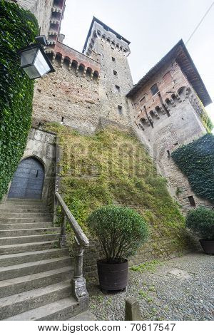 Tagliolo Monferrato, Castle