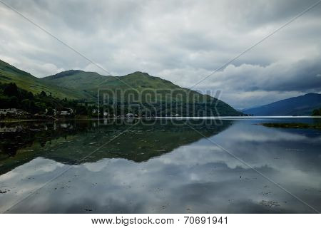 Loch reflection