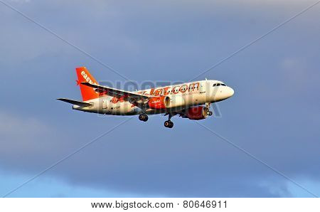 Easyjet Airline Airbus A319