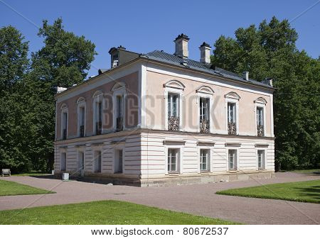 Oranienbaum (Lomonosov). Upper park. Palace of the emperor Pyotr III