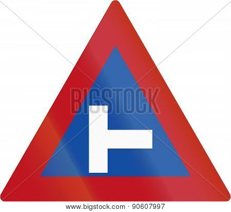 T-intersection In Botswana - Old Design