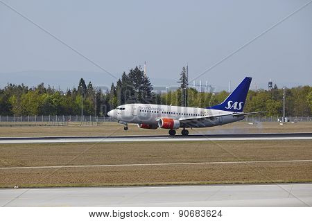 Frankfurt International Airport - Boeing 737 Of Sas Lands