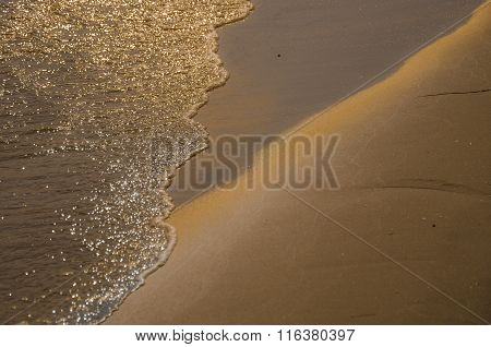 Lines on the sand