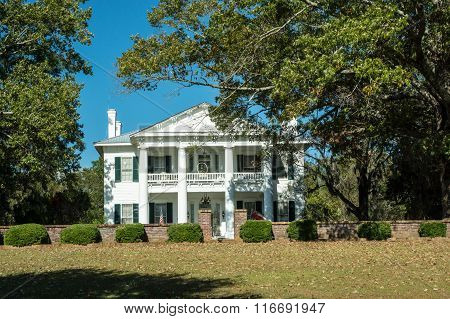 A grand old antebellum mansion in the old South