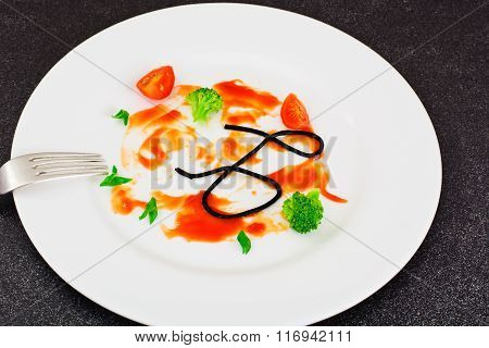 Dirty Dishes. Remains Smeared Sauce and Spaghetti