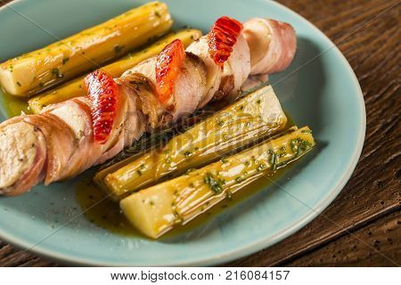 Delicious Chicken With Bacon And Palmito Grilled Pupunha
