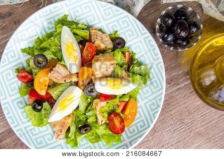 Green Salad With Chicken, Lettuce, Egg, Olives, Tomatoes, Healthy Lunch, Tatsy