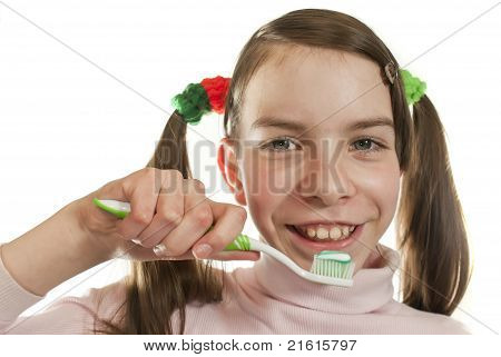 Dziewczyna z szczoteczka do zębów