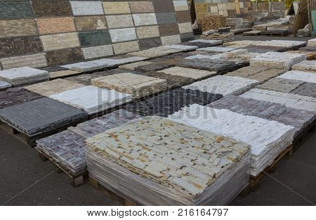 decorative building stone on a pallet can be used for advertising.