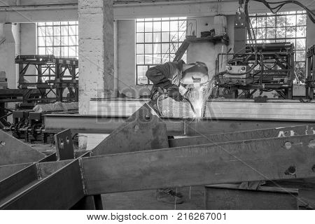 Cleaning Of The Metal By Sandblasting