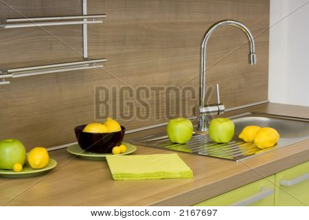 The Modern Kitchen Detail