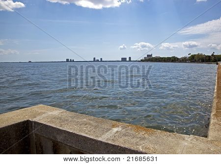 Skyline a Tampa Bay Bayshore Drive