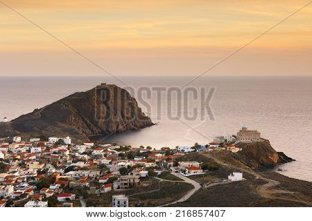 Image of Psara's village and church of Agios Nikolaos.