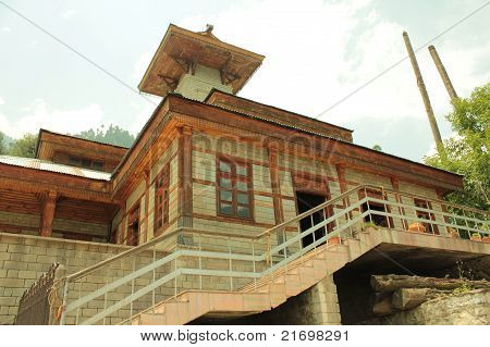 Manun temppelistä Manali, Himachal Pradesh, Intia