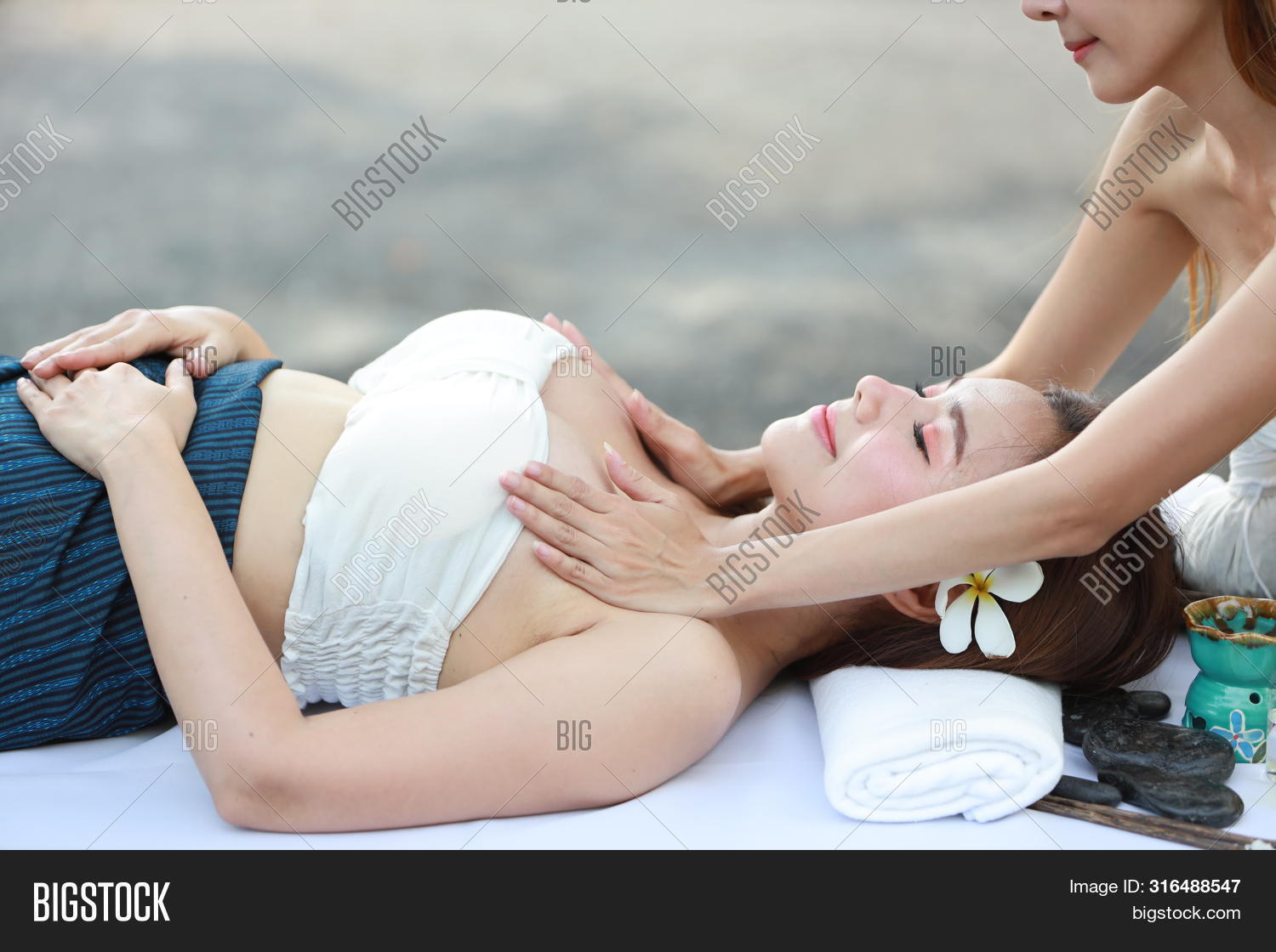 Asian women's bust She has a small chest Stock Photo