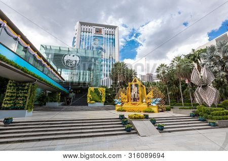 Bangkok, Watthana / Thailand - July 22, 2019: Modern Buildings In Central Bangkok. In The Photo The 
