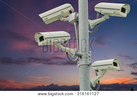 Cctv System, Security Technology, Lungs Separated From The Background
