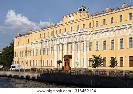 View Of Yusupov Palace In St.petersburg, Russia.