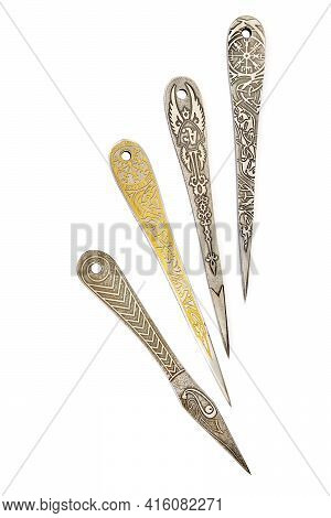 Various Throwing Knives For No Spin Techniques Of Throwing