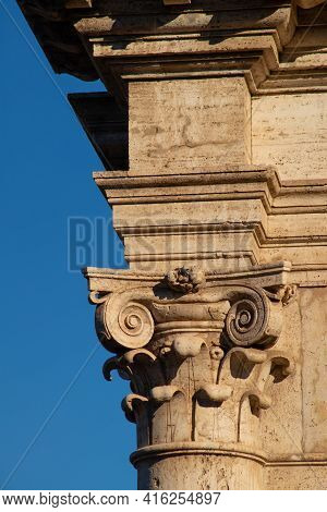 Details Of The Basilica De Santa Francesca Romana, Rome, Italy