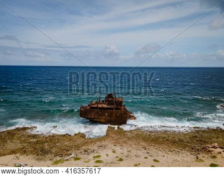 Small Curacao Island Famous For Day Trips And Snorkeling Tours On The White Beaches And Blue Clear O