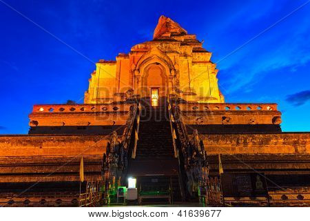 Chedi Luang Tempel in Chiangmai, thailand
