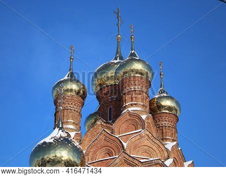 Church Domes, Golden Color Blue Sky A Little Snow, Clear Weather