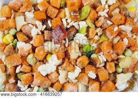 Hawaiian Vegetable Mixture Quick-frozen Consisting Of Rice, Corn, Bell Pepper, Green Peas, Useful Pr