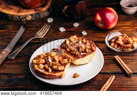 French Toasts With Apple Caramelized With Cinnamon