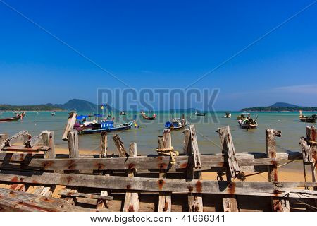 เรือหางยาวยาวหางเรือในจังหวัดภูเก็ต