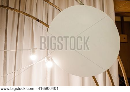 Balloons Decor For The Holiday. White Balloons