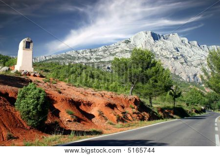 Strada In Provenza