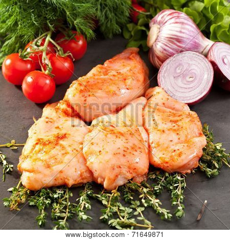 Marinated Chicken Breast with Rosemary and Vegetables