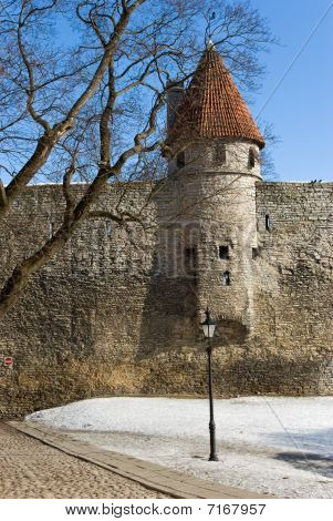 Gamle Tallinn by væg