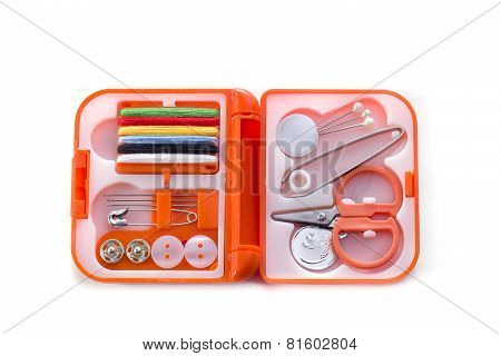 Pocket-sized Sewing Kit
