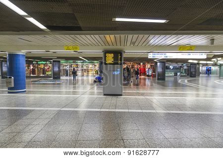 People Hurry In The Metro Station Hauptwache