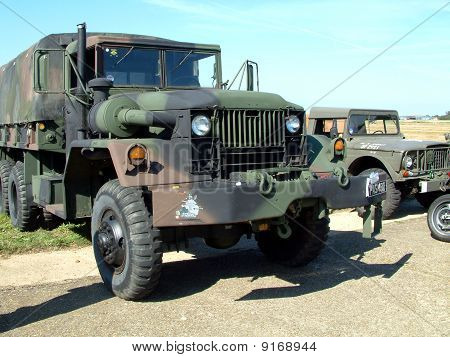 Vehículo militar