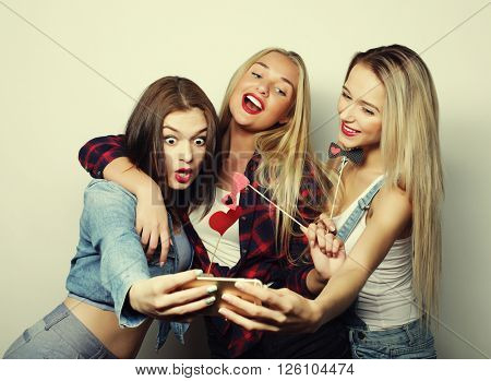 funny girls, ready for party, selfie