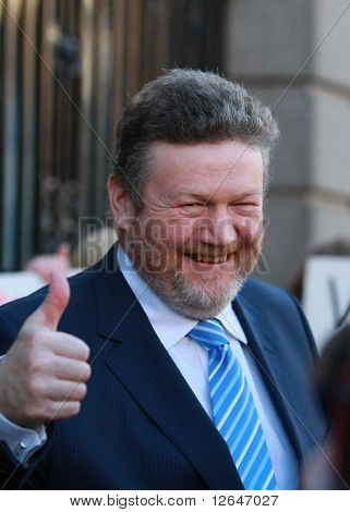 Başkan Yardımcısı James Dail Eireann gelen O'Rielly