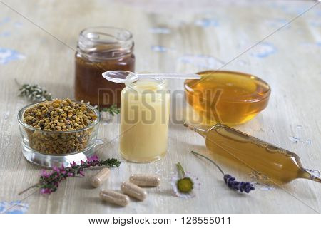 vitamins and nutritional supplements-organic honey bee products