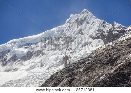 Peruvian Andes and Ranrapalca peak (6162 m), Peru.
