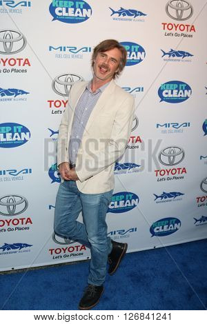 LAS VEGAS - APR 21:  Sam Trammell at the Keep It Clean Comedy Benefit For Waterkeeper at the Avalon Hollywood on April 21, 2016 in Los Angeles, CA