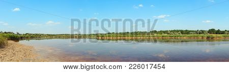 Summer Pryschukove Dark Brownish-red Iodine Lake With A Therapeutic Effect Thanks To The High Conten