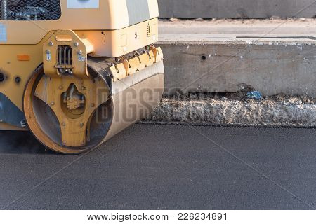 Working Ride On Roller Asphalt Compactor