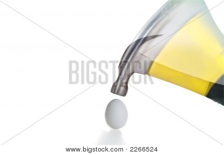 Hammare krossa ägg