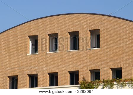 Moderno edificio faccia